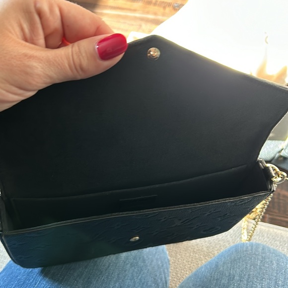 BNIB Louis Vuitton Felice Pouchette - Picture 2 of 8